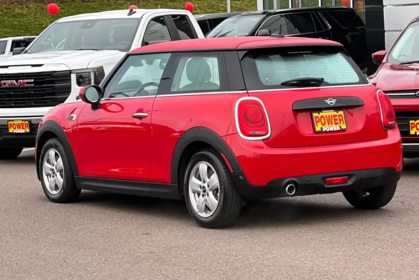 2021 Mini Cooper 2 Door Hardtop photo 1