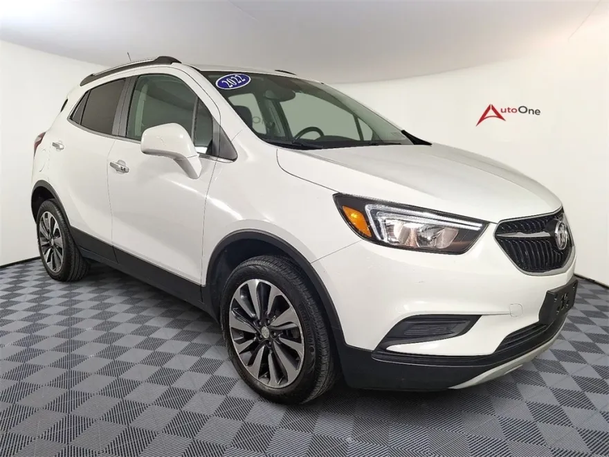 2022 Buick Encore Preferred photo 1