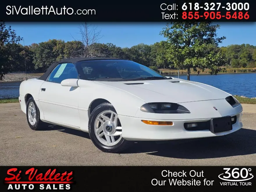 1995 Chevrolet Camaro photo 1
