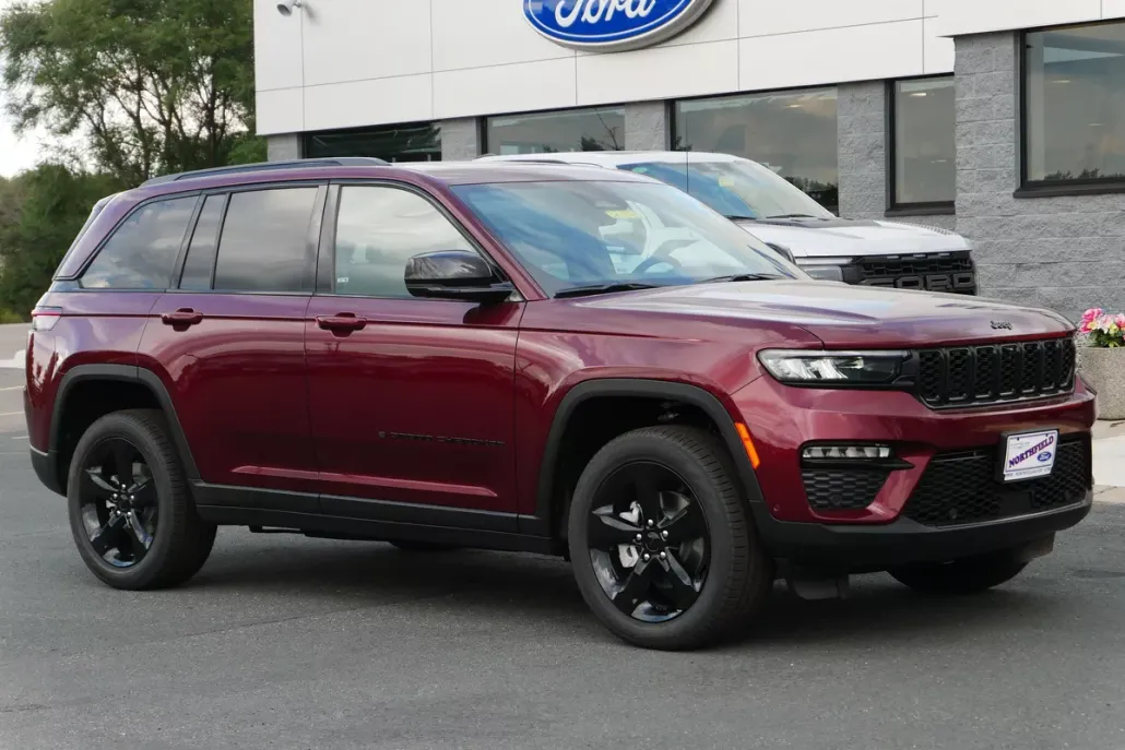 2025 Jeep Grand Cherokee Limited photo 1