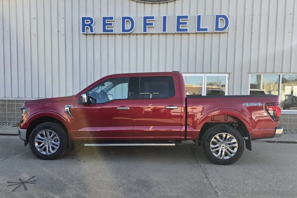 2024 Ford F-150 XLT photo 1