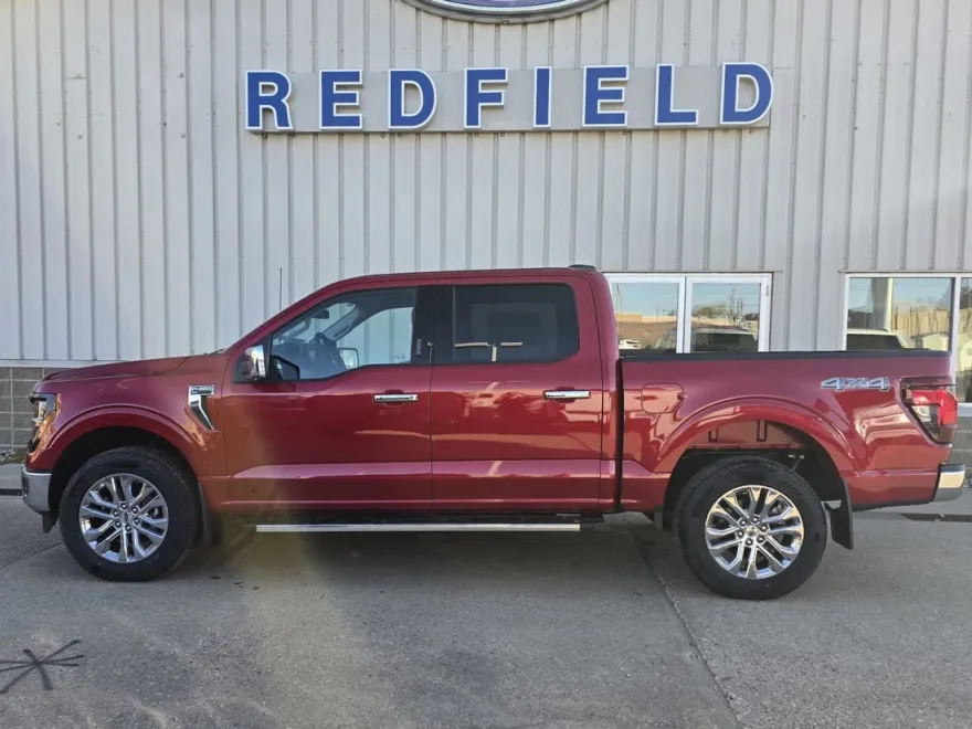 2024 Ford F-150 XLT photo 1