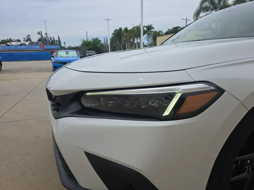 2023 Honda Civic Sport Hatchback photo 1