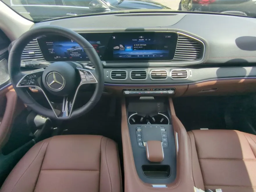 2025 Mercedes Benz GLE 350 4MATIC photo 1