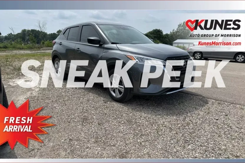 2024 Nissan Kicks S photo 1