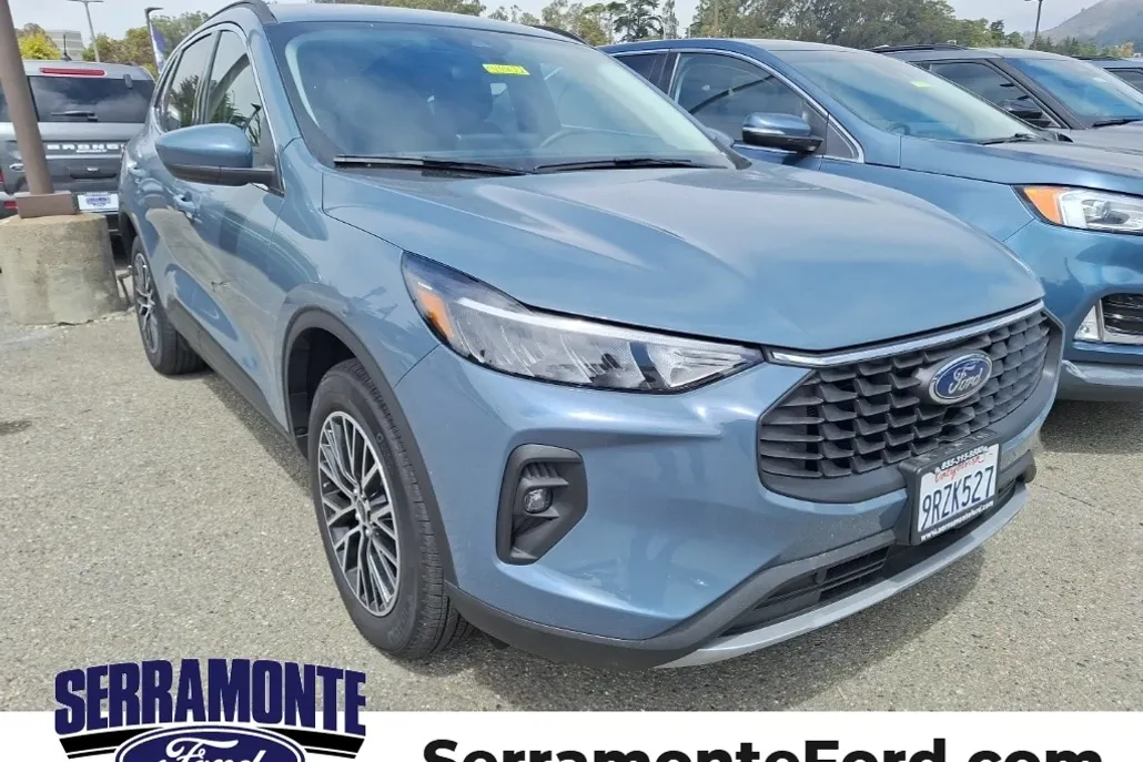 2025 Ford Escape Base photo 1
