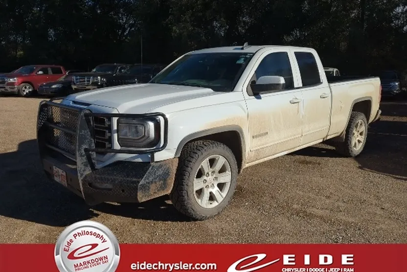2017 Gmc Sierra 1500 Base photo 1
