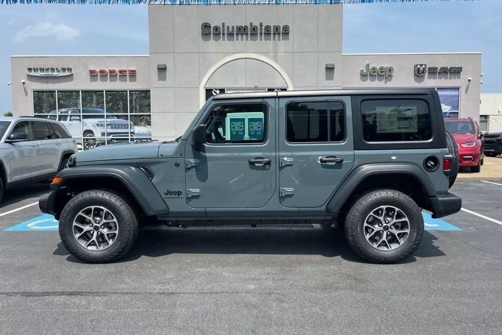 2025 Jeep Wrangler Sport S photo 1