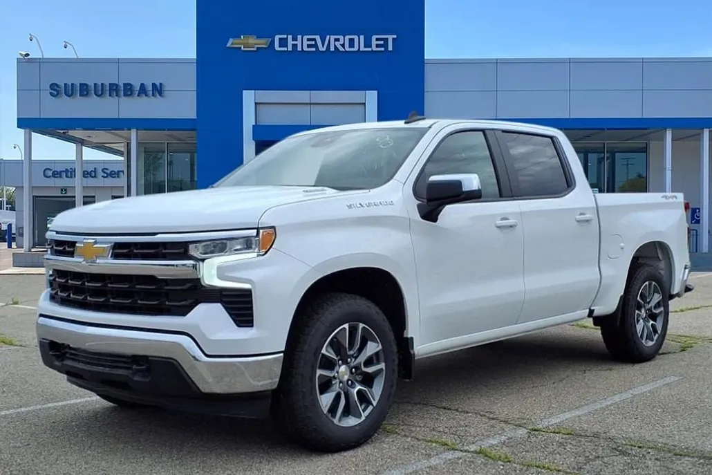 2025 Chevrolet Silverado 1500 LT photo 1