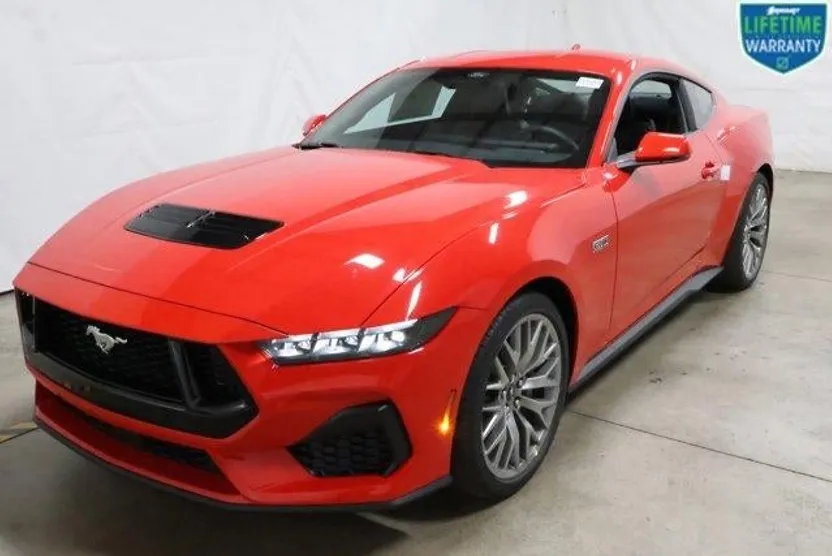 2025 Ford Mustang GT Premium photo 1