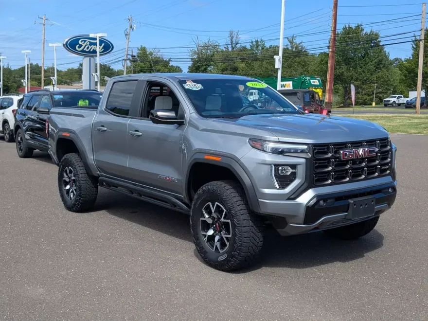 2023 Gmc Canyon AT4X photo 1
