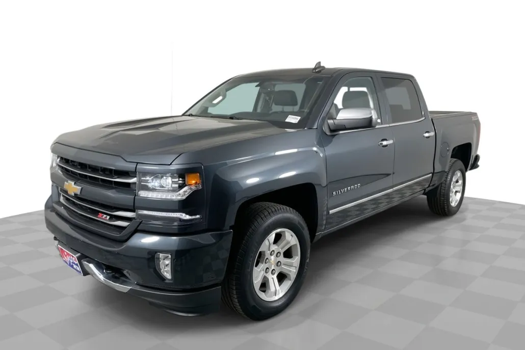 2017 Chevrolet Silverado 1500 LTZ photo 1