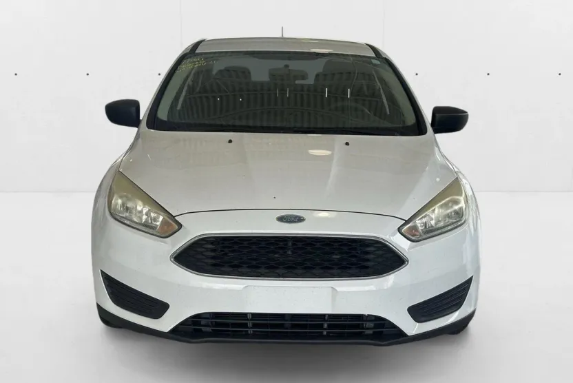 2015 Ford Focus S photo 1