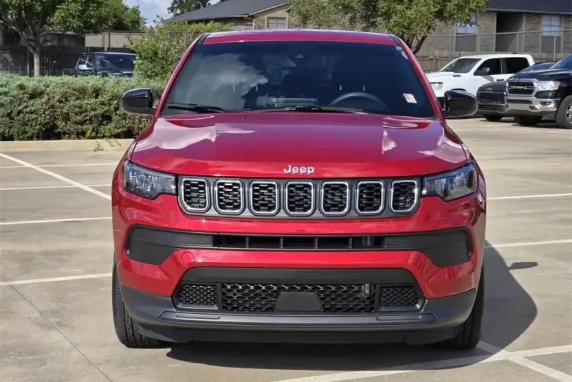 2025 Jeep Compass Sport photo 1