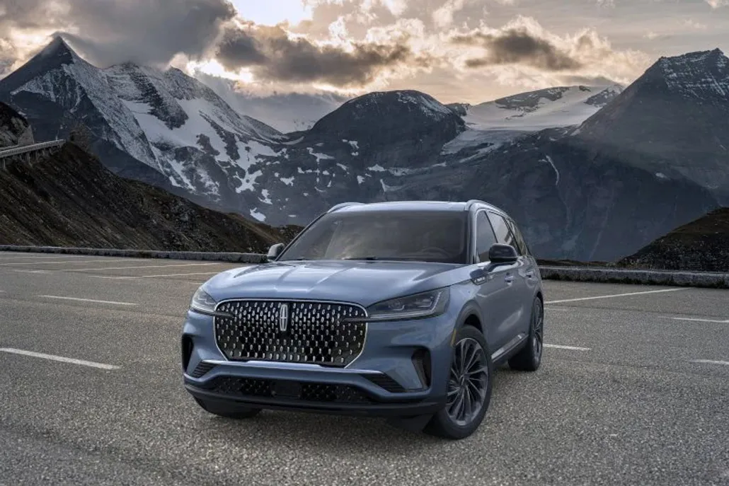 2025 Lincoln Aviator Reserve photo 1
