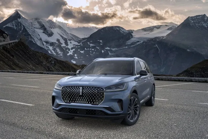 2025 Lincoln Aviator Reserve photo 1