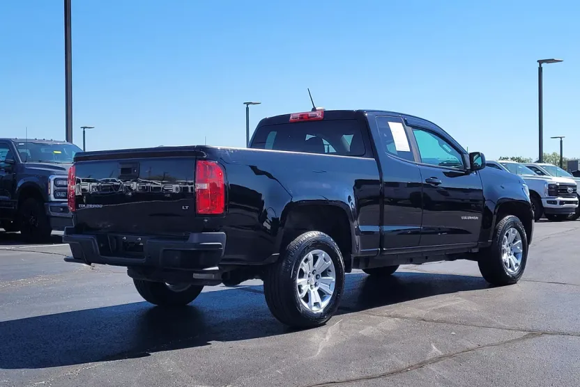 2022 Chevrolet Colorado LT photo 1