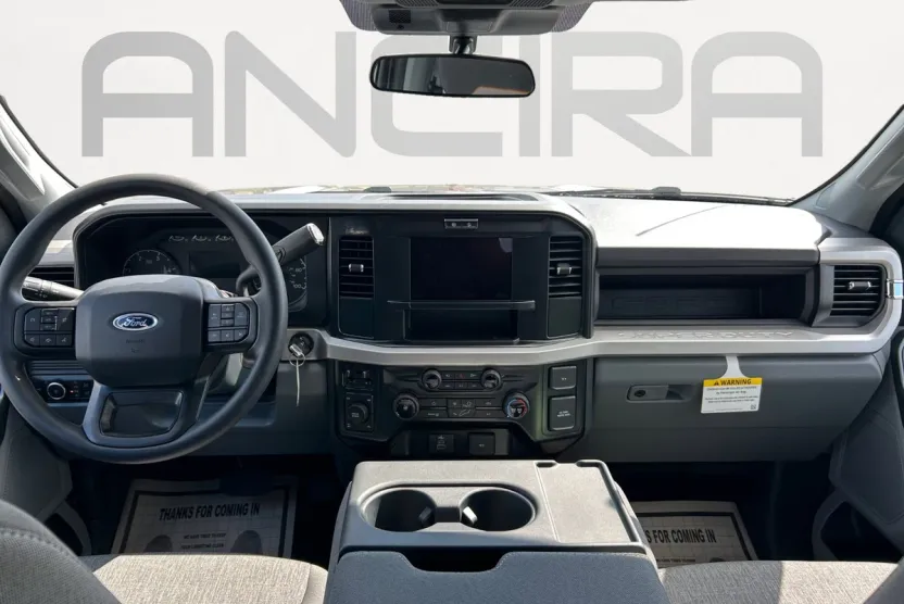2025 Ford F-250 XL photo 1