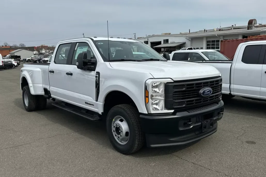 2025 Ford F-350 XL photo 1