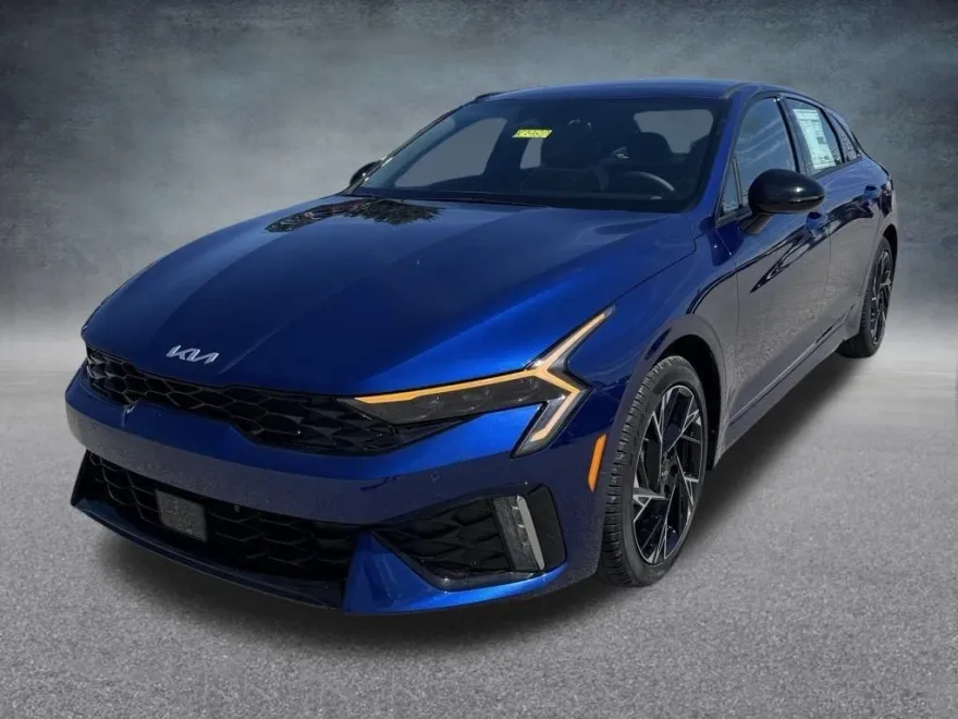2026 Kia K5 GT-Line photo 1