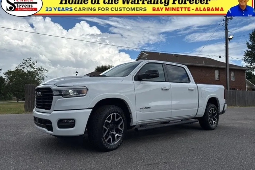 2025 Ram 1500 Laramie photo 1