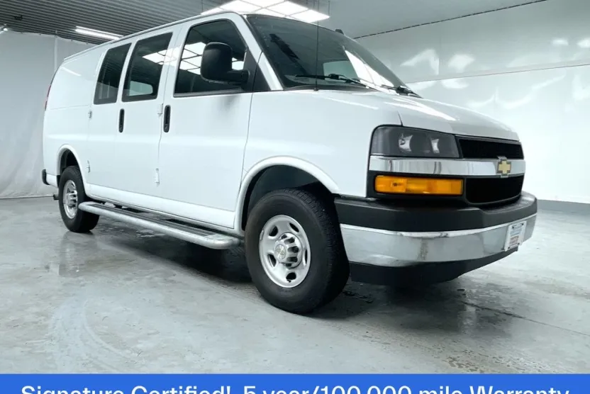 2024 Chevrolet Express 2500 Work Van Cargo photo 1