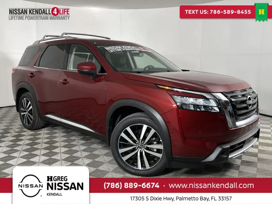 2025 Nissan Pathfinder Platinum photo 1