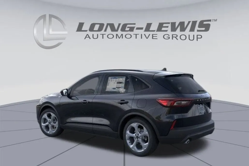 2026 Ford Escape ST-Line photo 1