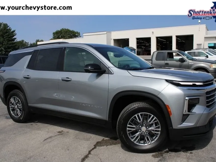 2026 Chevrolet Traverse photo 1