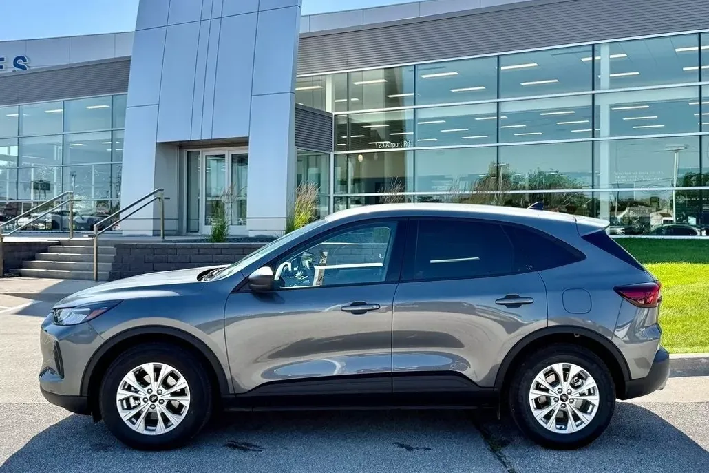 2025 Ford Escape Active photo 1