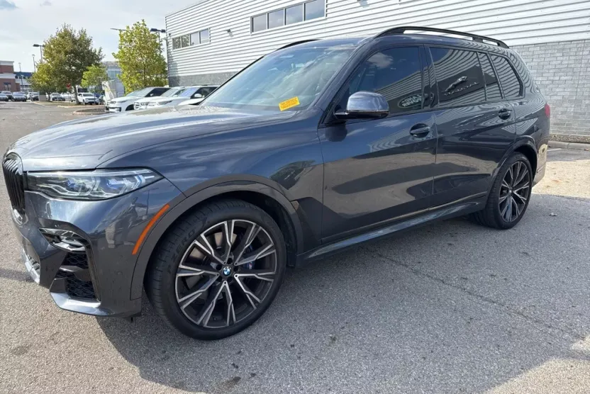 2020 Bmw X7 M50i photo 1