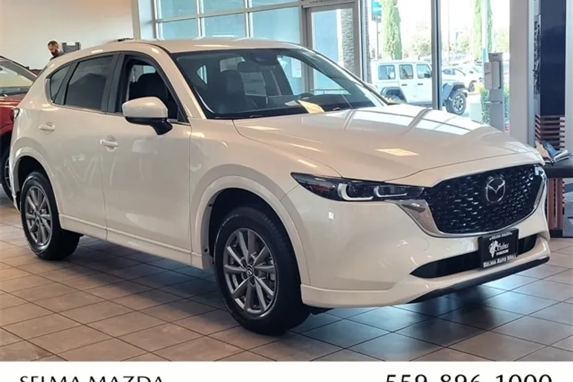 2025 Mazda CX-5 2.5 S Preferred photo 1