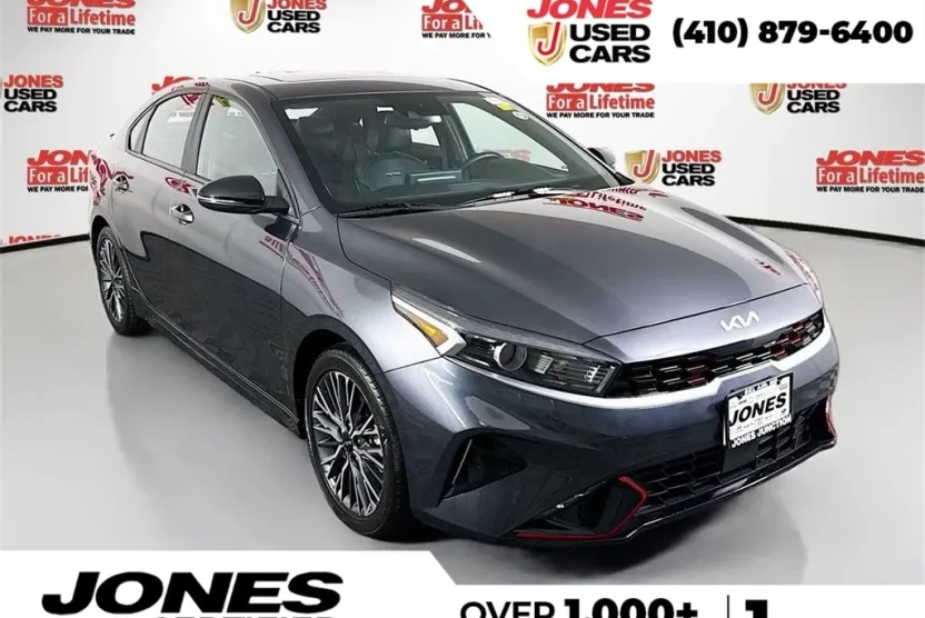 2023 Kia Forte GT-Line photo 1
