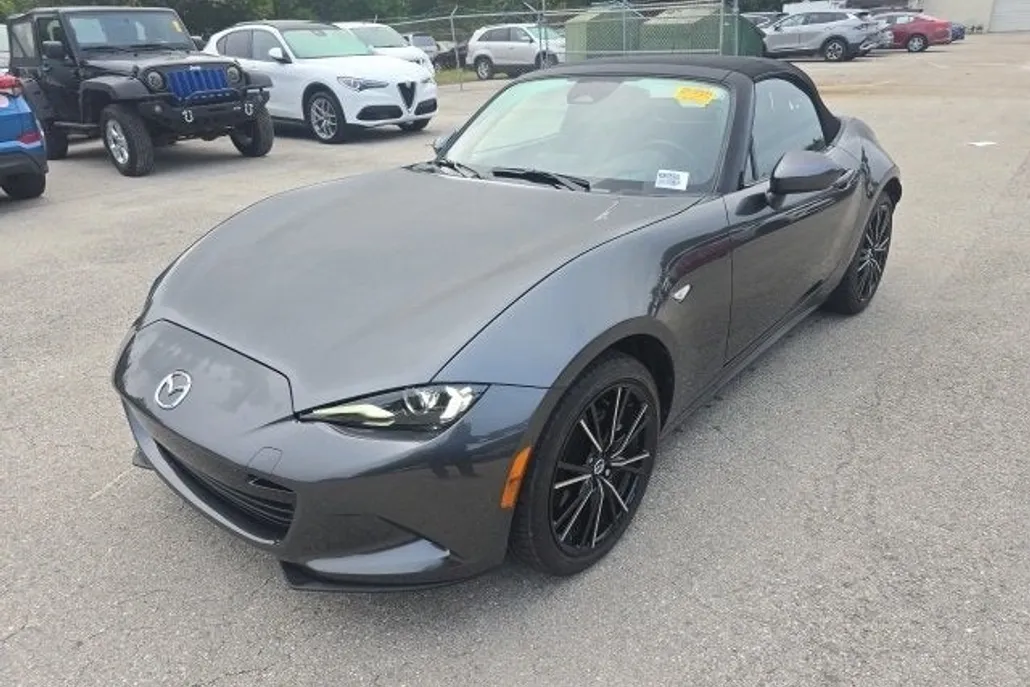 2024 Mazda MX-5 Miata Grand Touring photo 1