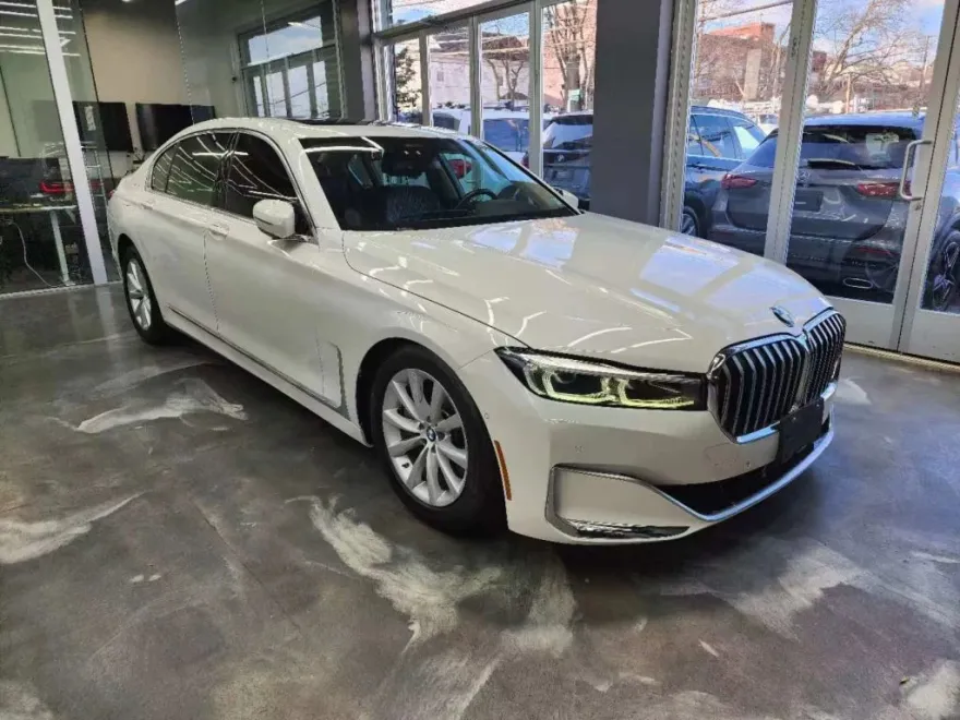 2020 Bmw 740i xDrive Sedan photo 1