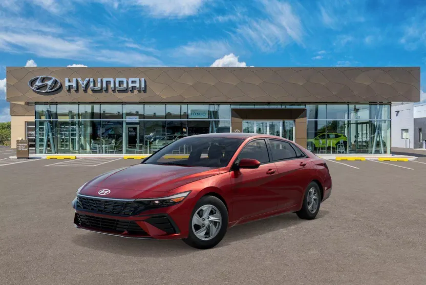 2025 Hyundai Elantra SE photo 1