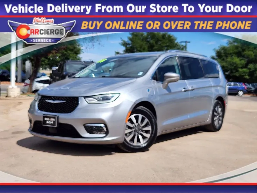 2021 Chrysler Pacifica Hybrid Touring L photo 1