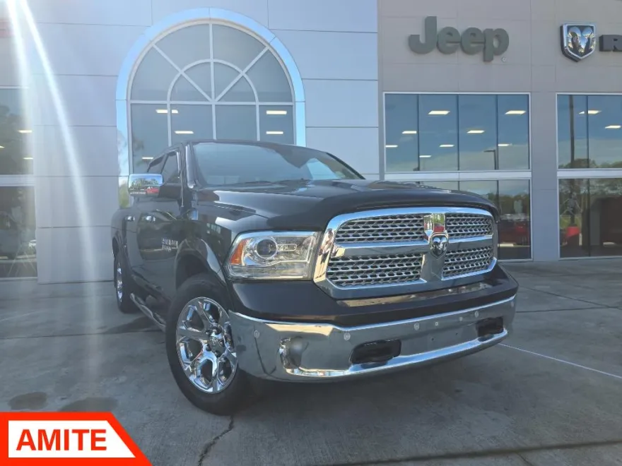 2017 Ram 1500 Laramie photo 1