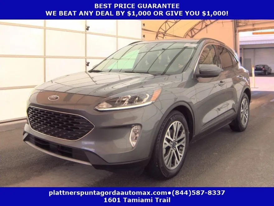 2022 Ford Escape SEL photo 1