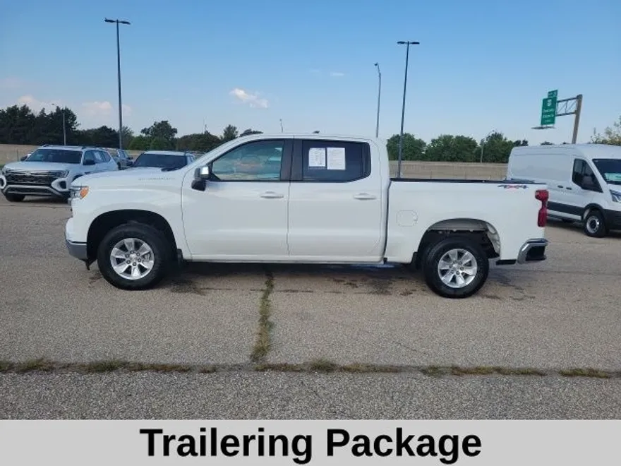 2025 Chevrolet Silverado 1500 LT photo 1