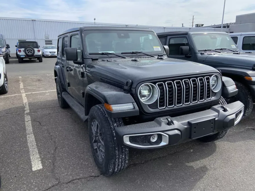 2025 Jeep Wrangler Sahara photo 1