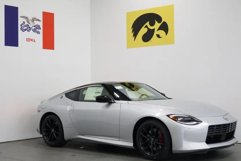 2025 Nissan Z Performance photo 1