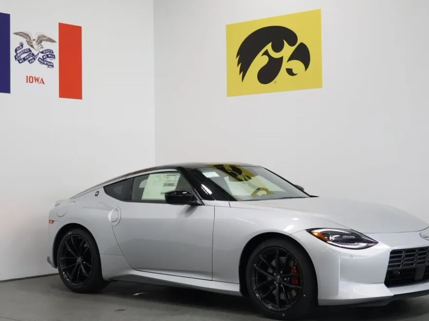 2025 Nissan Z Performance photo 1