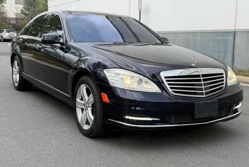 2010 Mercedes Benz S 550 4MATIC photo 1