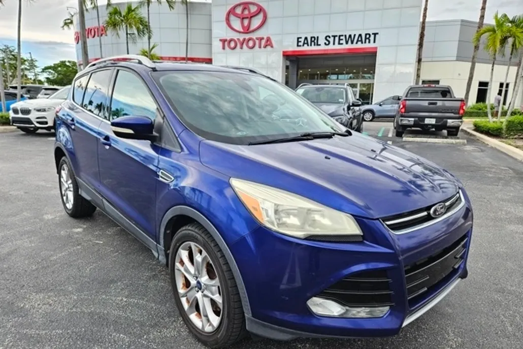 2014 Ford Escape Titanium photo 1