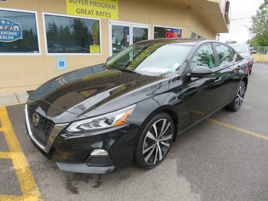 2019 Nissan Altima 2.5 SR photo 1