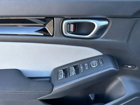 2026 Honda Civic Sport Touring photo 4