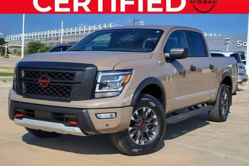 2024 Nissan Titan PRO-4X photo 1