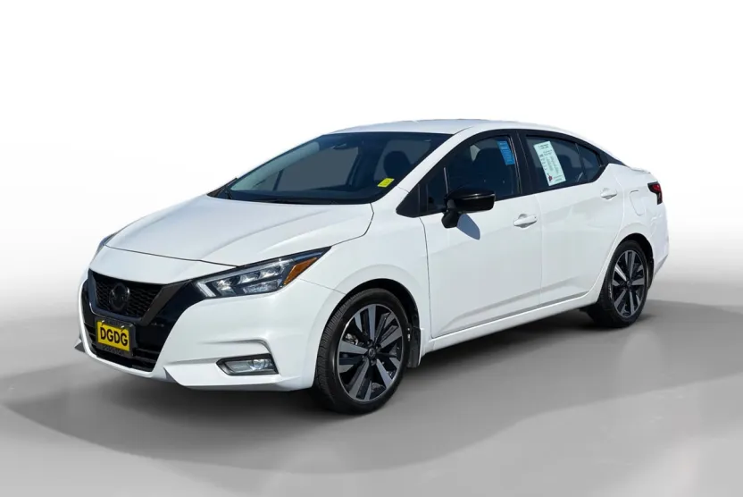 2021 Nissan Versa 1.6 SR photo 1