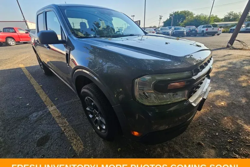 2023 Ford Maverick XLT photo 1